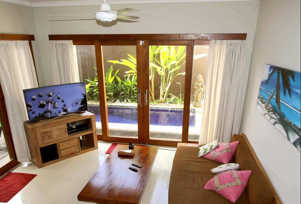 Villa Anyelir 세미냑 외부 사진